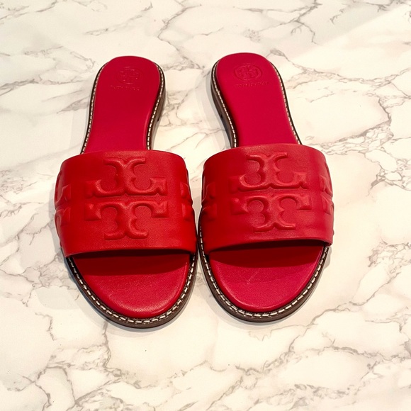 Tory Burch Shoes - ❌❌SOLD❌❌ New Tory Burch Everly High Frequency Leather Slide Sandals